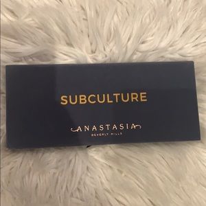 ABH Subculture Eyeshadow Palette (New Formula)